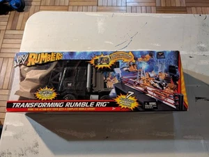 Anello WWE RUMBLERS Transforming Rumble Rig esclusivo Rey Mysterio Mattel - Foto 1 di 9