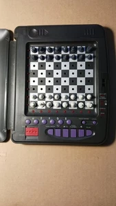 Radio Shack Portable 1750L 64 level Chess Computer - Picture 1 of 4