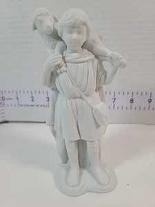Avon Nativity Collectibles Porcelain Figurine Shepherd 1993 - Picture 1 of 14