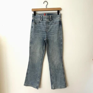 Pantalones de mezclilla para mujer SPANX Shape Kick Flare talla pequeña - Imagen 1 de 9