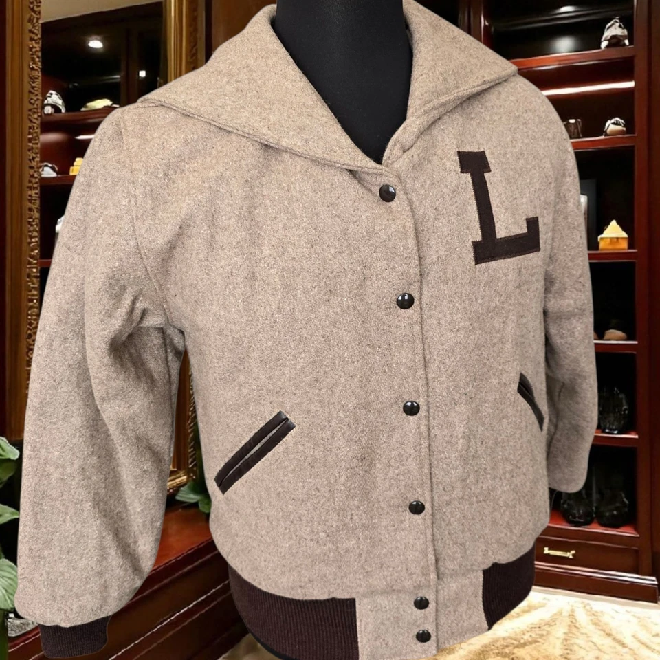 Chaqueta Letterman Vintage Años 60 Talla Grande Cuello Marinero Sin Signos de Uso Foto 1 de 4