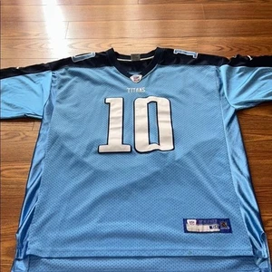 Reebok On Field #10 Vince Young Tennessee Titans NFL Players Jersey ~ Size 56 - Picture 1 of 9