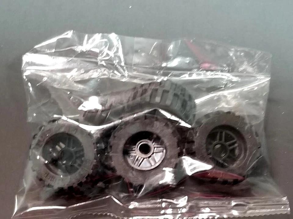 LEGO 60258 CITY TUNING WORKSHOP CLEAR BAG / 4 WHEELS & RIMS ONLY FACTORY SEALED - Image 1 of 1