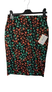 NWT LuLaRoe Cassie Skirt Black W/Tulips~ NEW With Tags ~SZ Small~ Floral Print - Picture 1 of 3