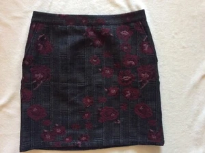 Next uk 10 black check /roses skirt - Picture 1 of 4