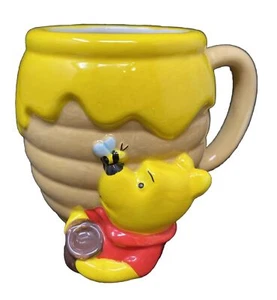 Carina tazza da caffè Winnie The Pooh in ceramica 3D scolpita grande tazza da caffè tazza Disney - Foto 1 di 10