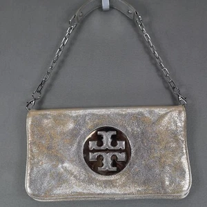 READ** TORY BURCH REVA SILVER METALLIC LEATHER SHOULDER BAG CLUTCH CHAIN - Picture 1 of 10