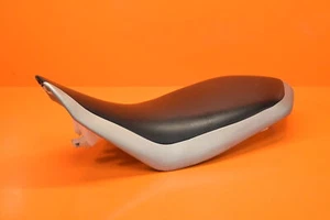 06-12 YAMAHA RAPTOR 700 700R OEM ASIENTO DELANTERO TRASERO BANDEJA CUBIERTA DE ESPUMA BUENA - Imagen 1 de 10