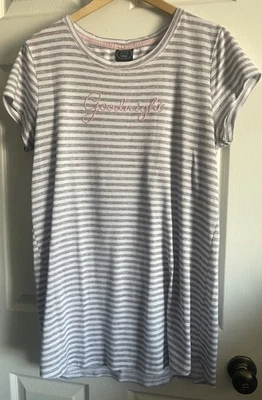 Camisón tejido Laura Ashley GoodNight talla L rayas gris blanco estilo 3232-26 Foto 1 de 4