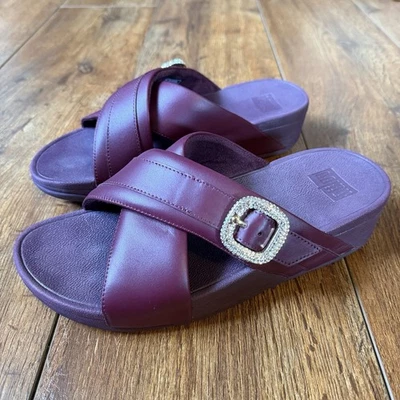 Женские шлепанцы Flop Lulu с хрустальной пряжкой крест кожа розовато-лиловое вино красные размер США 8 - Изображение 1 из 4