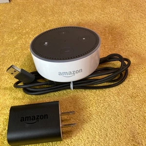 Amazon Echo Dot - 2da Generación - Altavoz Inteligente - Habilitado para Alexa RS03QR Blanco - Imagen 1 de 5