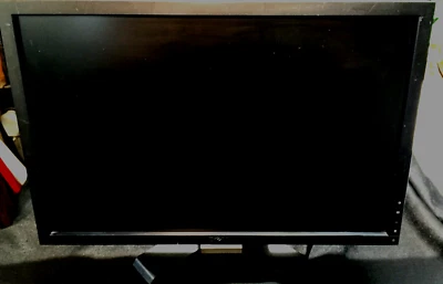 DELL 2209WAF 22" ULTRASHARP  LCD MONITOR 1680 x 1050 w/ VGA, DVI, USB W/STAND - Image 1 of 4