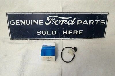 OEM NEW 92 93 94 95 96 Ford Escort Power Door Lock Switch F1CZ-14028-A #600 - Image 1 of 4