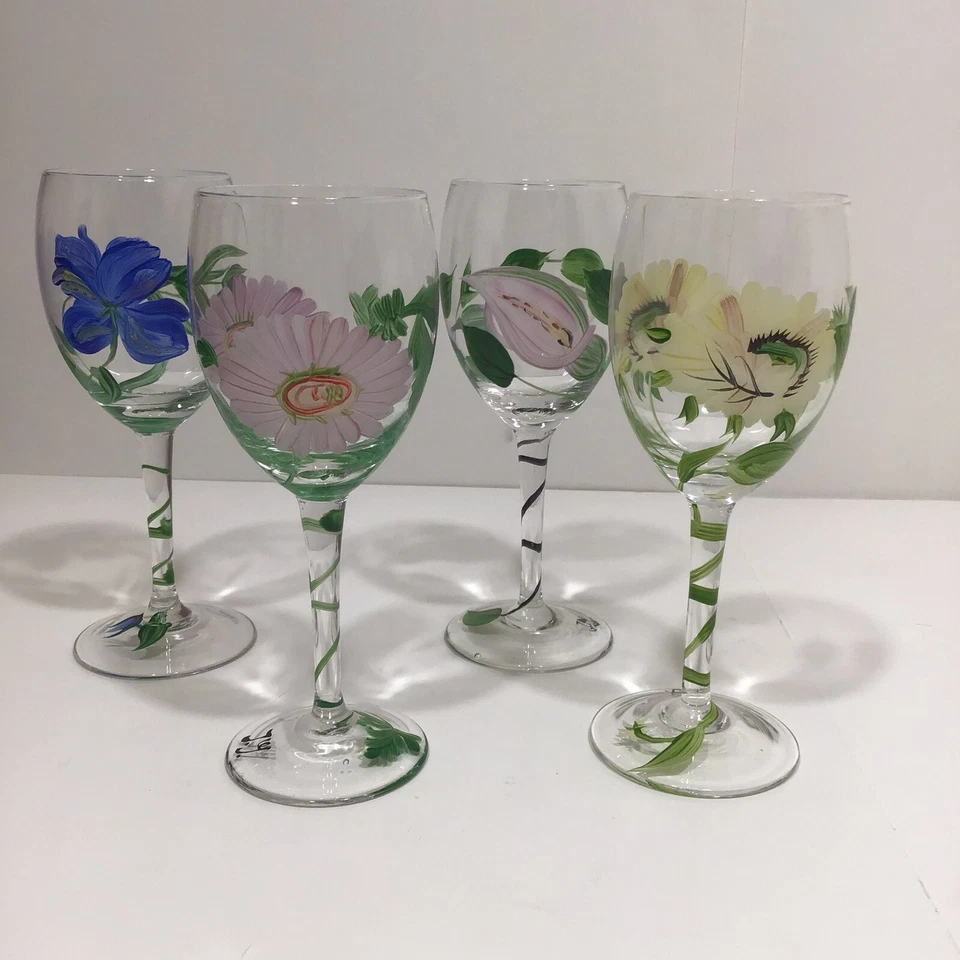 Vajilla de vino floral de cristal pintada a mano Royal Danube 4 Rumania Foto 1 de 4