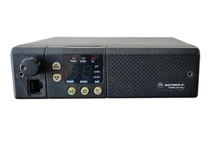 Motorola GM300 VHF 146-174MHZ 45W 16CH WIDE BAND 2 Way Radio GM 300 M43GMC29C2AA - Picture 1 of 9