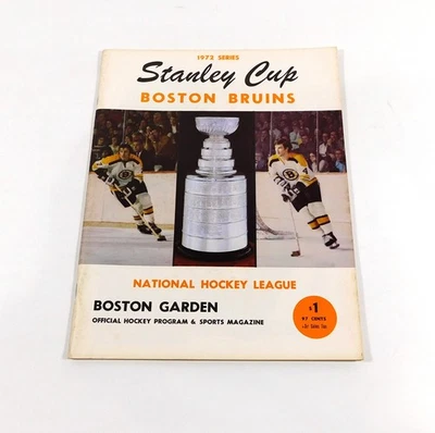 1971-72 Toronto Maple Leafs vs Boston Bruins NHL Hockey Playoff Program 4-5-72 - Image 1 of 2