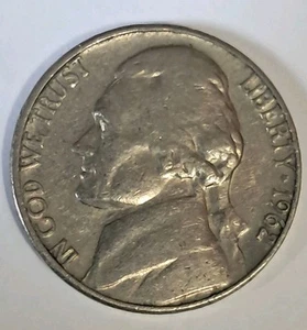 Vintage 1962 Nickel Error Off Center - Picture 1 of 2