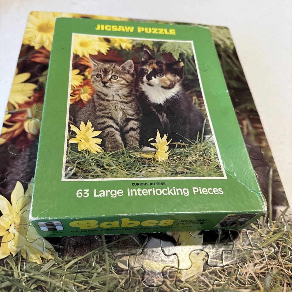 Rompecabezas vintage Babes Curios Kittens 63 piezas 11,5” X 15” completo Foto 1 de 4