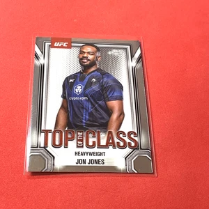 Jon Jones .. TOP OF THE CLASS .. 2025 Topps Chrome INSERT Card TTC-20 - Foto 1 di 2