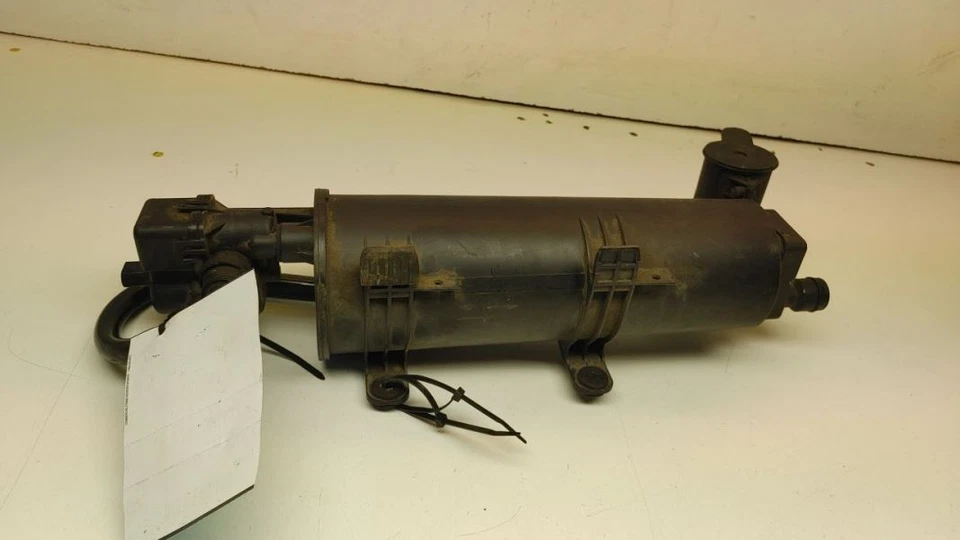 BMW 325CI 2004 bote de carbón Foto 1 de 4