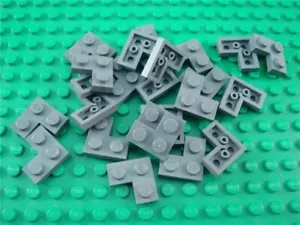 LEGO Lot of 25 Dark Bluish Gray 2x2 Corner Plates - Picture 1 of 1