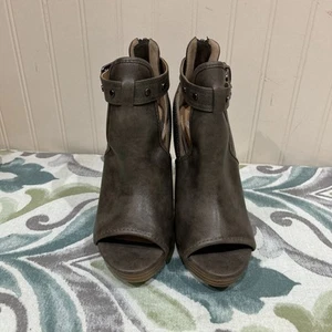 Women’s Gray Peep Toe Bootie Size 6 1/2 - Picture 1 of 6