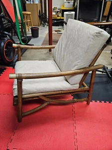 Vintage Mid Century Modern Vogue Rattan Lounge Chair - Picture 1 of 6