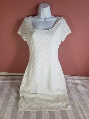 New $98 ISAAC MIZRAHI White Eyelet Lace Bodycon Dress Short Sleeve Womens M - Image 1 of 4