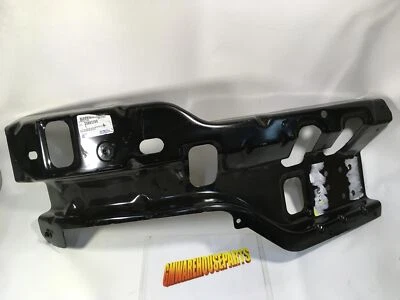 Componentes de parachoques GM OEM 11-14 Silverado 2500 HD - Soporte exterior 25883350 Foto 1 de 3