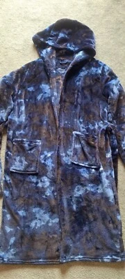 Blue camo Dressing gown age 13-14 Super soft fleece BNWOT - Image 1 of 4
