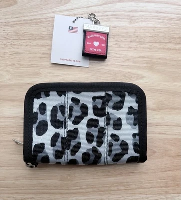Harvey’s Seatbelt Ice Leopard Fun Size Wallet - Image 1 of 4