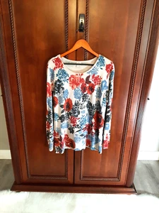 Chico's Women's Size XL Pull-Over Long Sleeve Floral Sweater Tan/Blue/Red - Picture 1 of 8