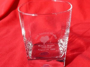 Dufferin Heights 2004 13th Annual Medley Etched SCOTCH GLASS Miller Golf London  - Picture 1 of 4