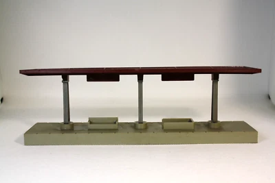 Un quai couvert et un plan incliné Jouef - Photo 1/4