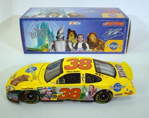 Elliott Sadler #38 Pedigree / The Wizard of OZ 2004 1:24 Nascar Diecast ACTION - Picture 1 of 9
