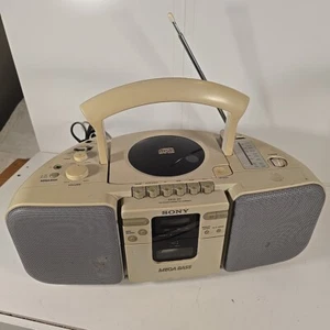 Sony CFD-21 Mega Bass Boombox CD/Cassette Recorder Radio Work CD/Cassette Don't - Picture 1 of 15