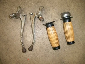 Triumph 7/8 Handlebar Levers Throttles & Grips 200cc T20 Tiger Cub 1961 134 - Picture 1 of 4
