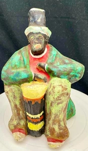CECILIA MATTOS, PAPEL MACHÉ, HOMBRE CON PANDERETA 9", DE LA SERIE FIGARI, 2002 g - Imagen 1 de 11
