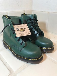 Las mejores ofertas en Bajo (1-1.9 in Dr. Martens) altura del tacón Botas  Verdes para Mujeres | eBay