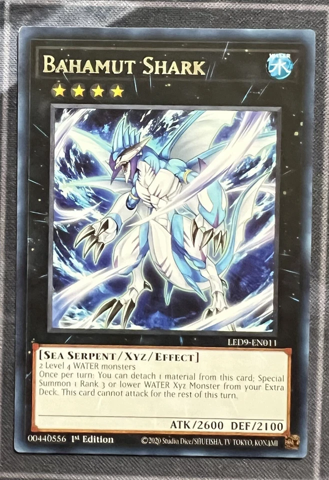 Bahamut Shark LED9-EN011 Legendary Duelists: Duels from the Deep 1st Edition - Image 1 of 1