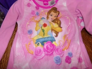 *GIRLS DISNEY PRINCESS 2 PC PAJAMA SET SIZE 5 1056 - Picture 1 of 3
