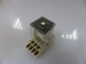 Smitt Relay Type DG-TDA 220V - Picture 1 of 2