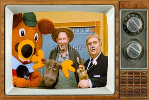 CAPTAIN KANGAROO TV Fridge MAGNET 2" x 3" ART SATURDAY MORNING CARTOONS - Picture 1 of 3