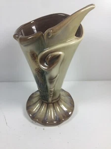 Hull Art Parchment & Pine Cone Brown Glazed Vases - Picture 1 of 5