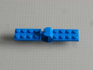 Lego Tren - Acoplamiento Azul - Placa Bisagra Macho y Hembra - 2 x 4 Tacos (3639 3640) - Imagen 1 de 1