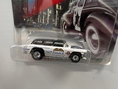 Chevy Nomad - 1999 Hot Wheels Cop Rods - Pueblo, Colorado Police - Imagem 1 de 3
