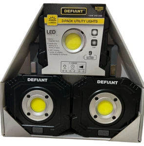 New Defiant 600 Lumens 3-Pack Utility Lights with Magnetic Hook - Picture 1 of 3