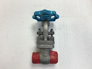 Newmans OIC Globe Cast Gate Valve 1/2 in CF8M 316 rate 200 KO375 K5262 - Picture 1 of 3