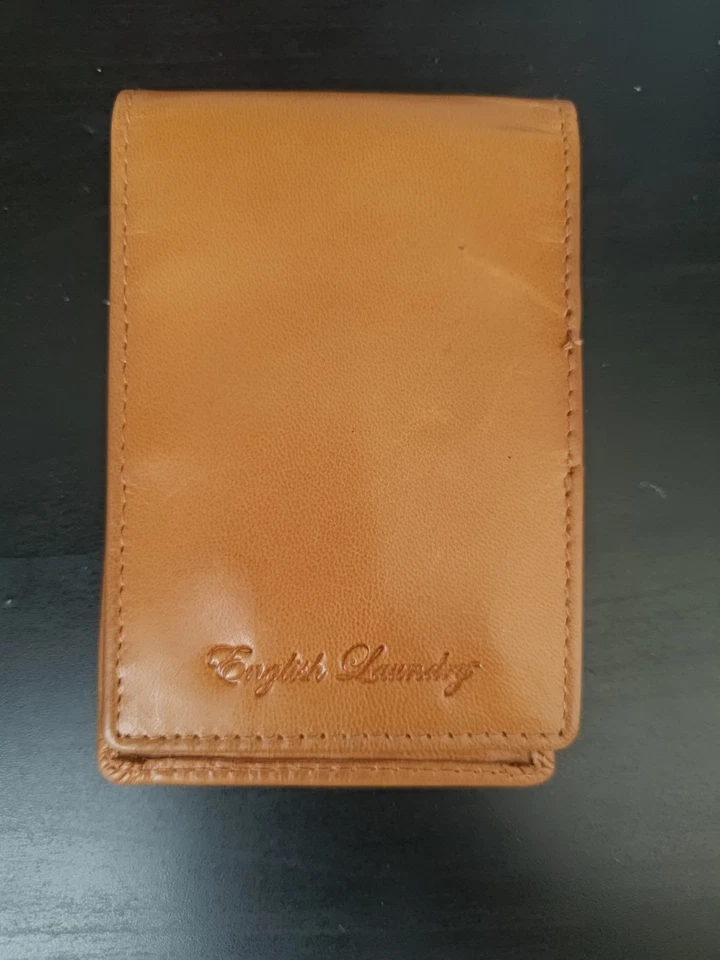 Cartera de bolsillo frontal delgada de cuero marrón de cuero genuino para lavandería inglesa Foto 1 de 3