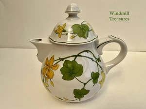 VILLEROY & BOCH GERANIUM TEAPOT - GOOD CONDITION - Picture 1 of 8